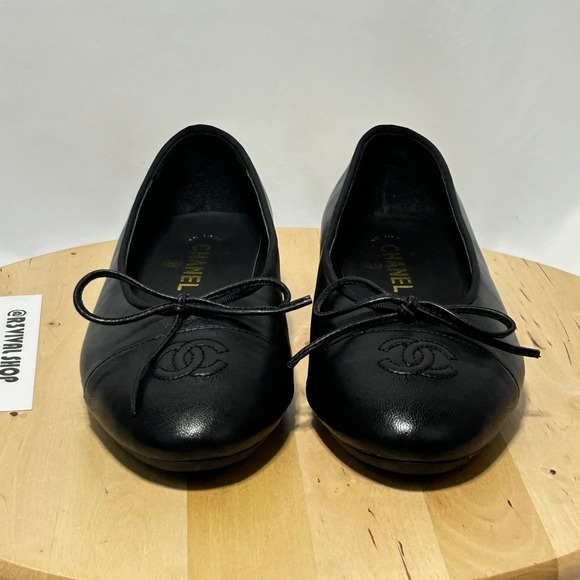 Chanel Ballerine Caviar Noir Black Leather Flats - Size 38 EUR  7.5/8 US - Picture 3 of 13